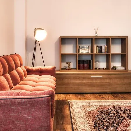 Nature Apartment - Minutes Away From The Old Town And Afi Mall Brașov Exterior foto
