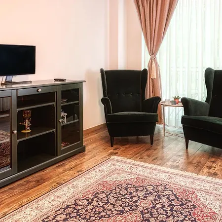 Nature Apartment - Minutes Away From The Old Town And Afi Mall Brașov Exterior foto