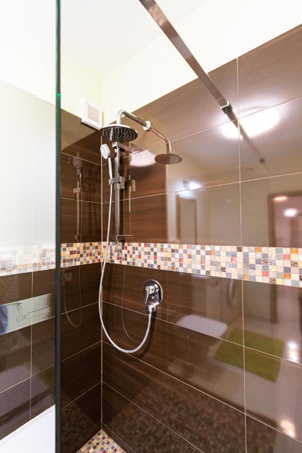 Apartment Nature - Minutes Away From The Old Town And Afi Mall *